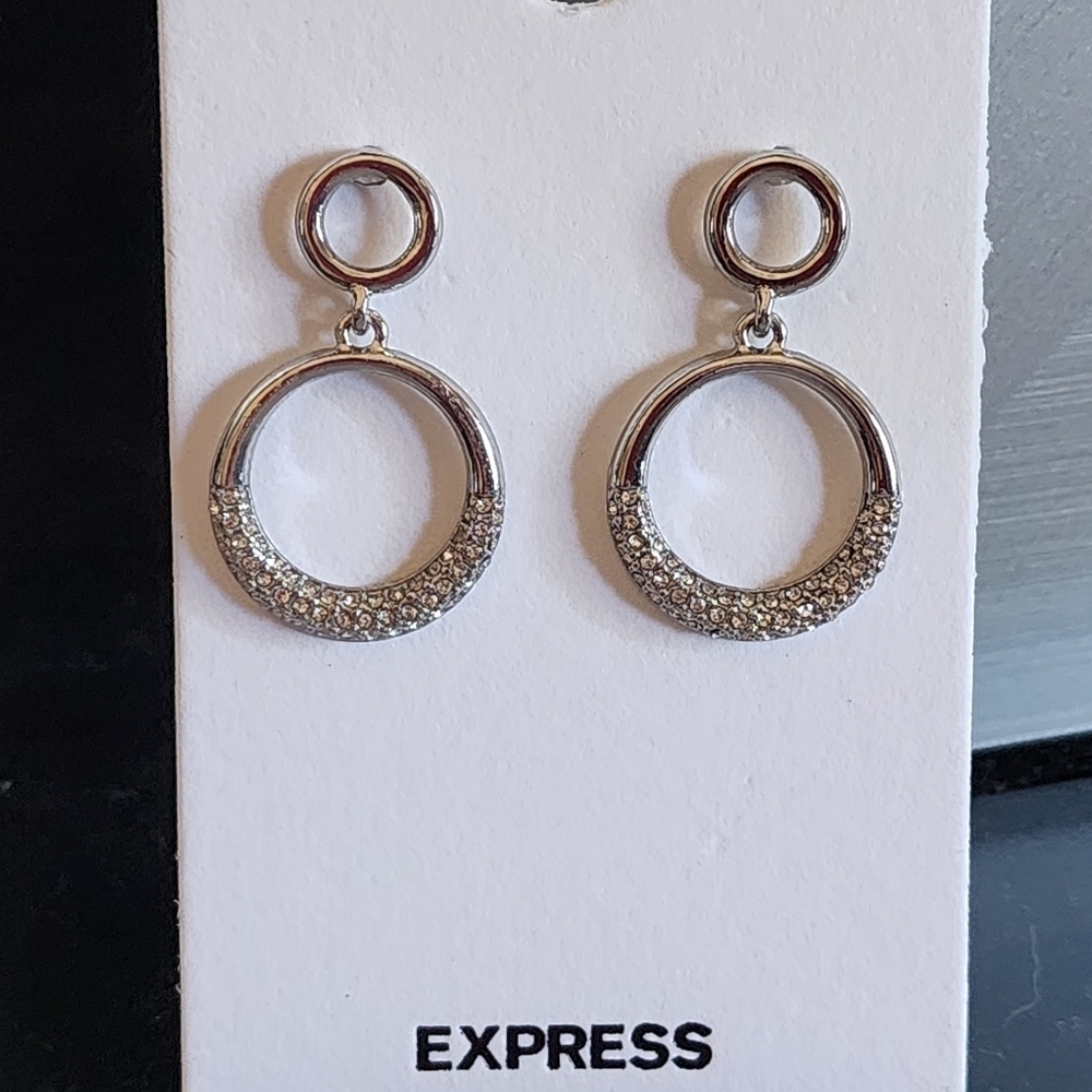 Express Silver Double circle rhinestone drop earrings NWT - Picture 3 of 6